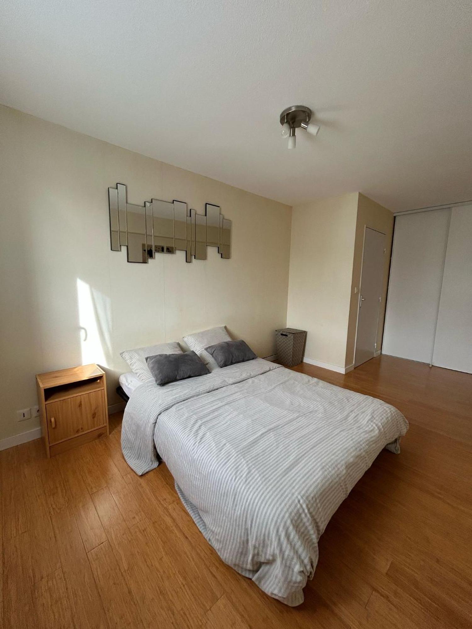 Appartement T3 Proche Circuit Du Mans Allonnes  Екстериор снимка